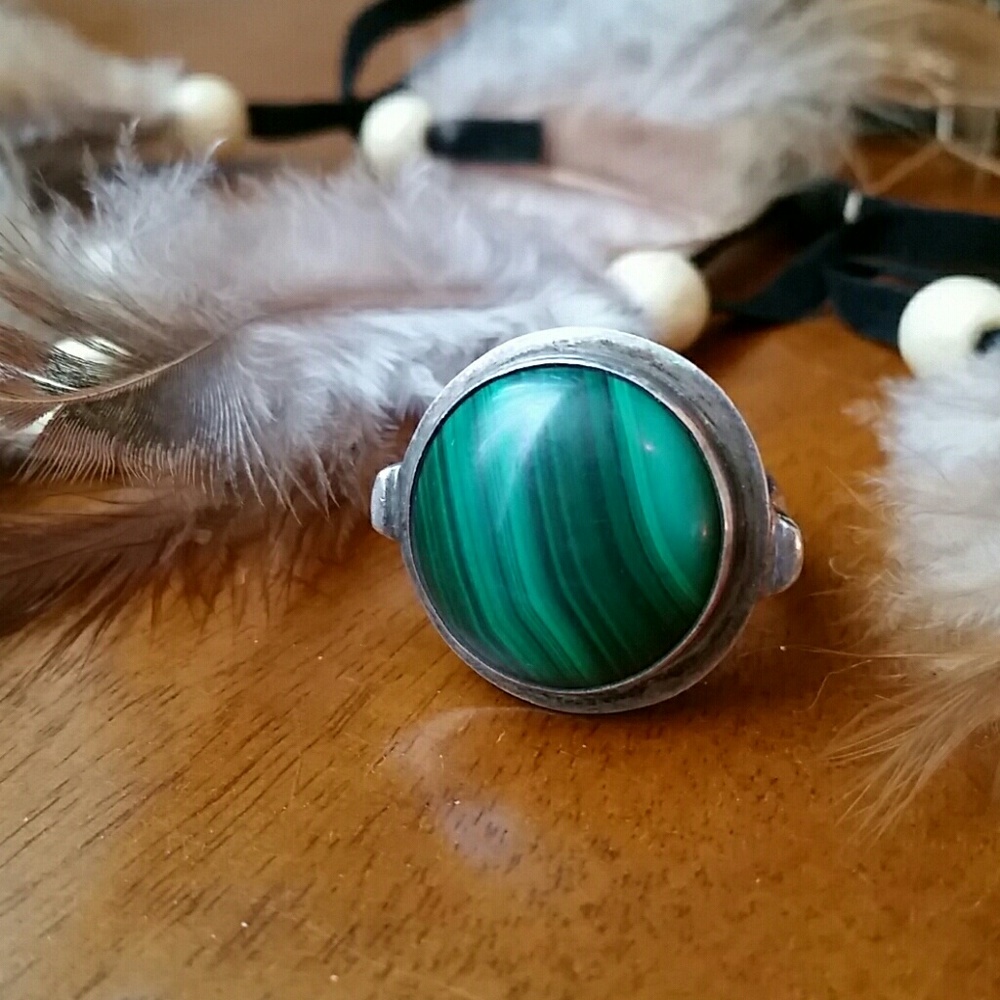 Vintage Native American Malachite & Sterling Ring